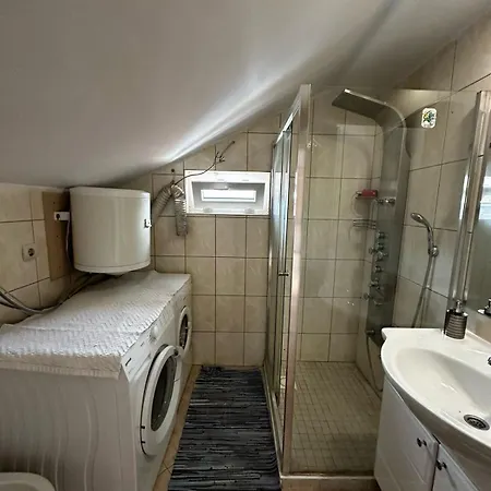 Lena's Corner Мостар