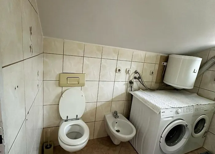 Lena's Corner Mostar